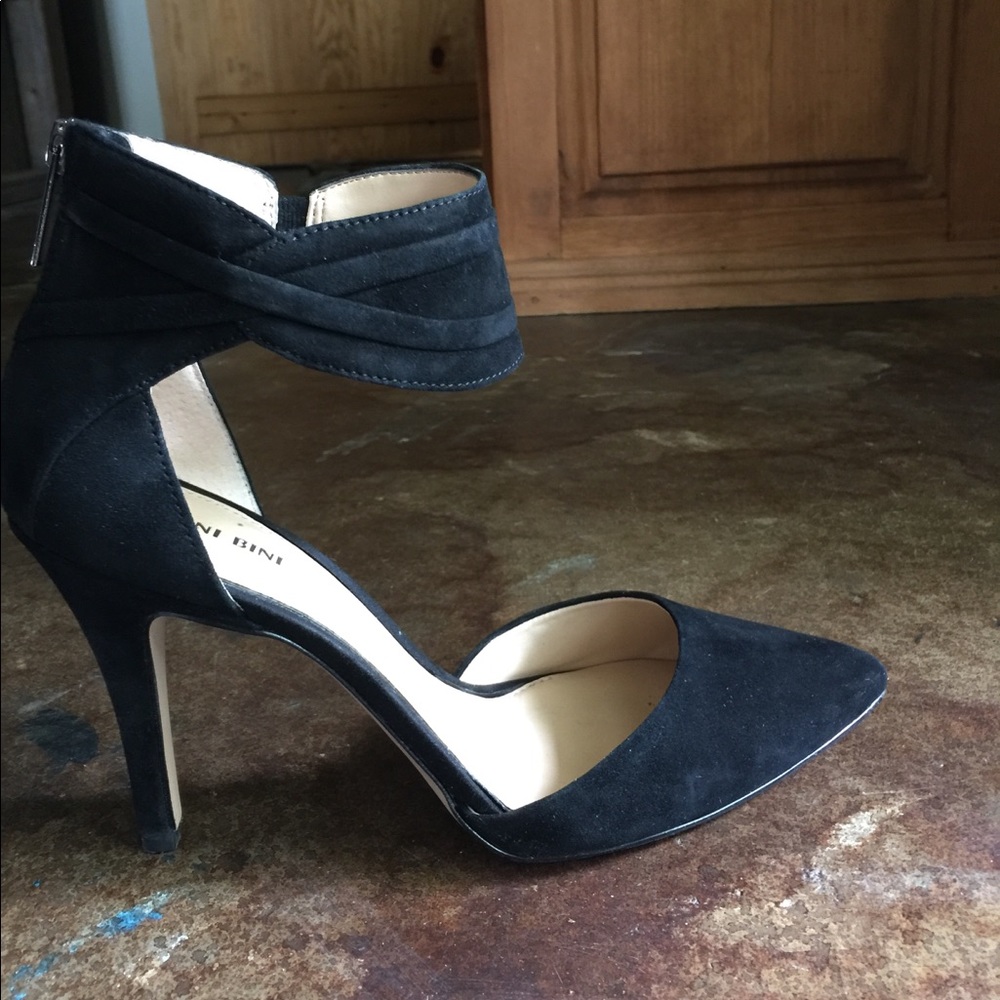GIANNI BINI Velvet Heels- worn once